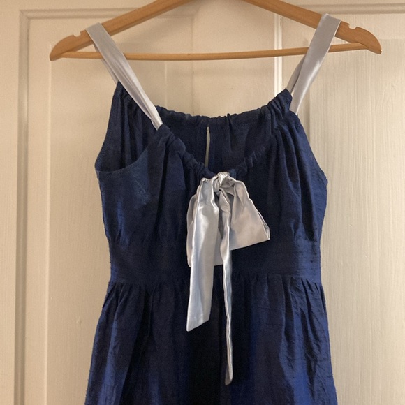 Lena Medoyeff raw silk dress in blue with light blue satin bow, size 2. - Picture 2 of 4